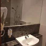 Pod Gwiazdami Мініготель