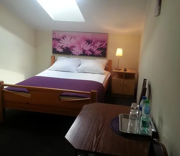 宾馆 星空下招待所 卢布林